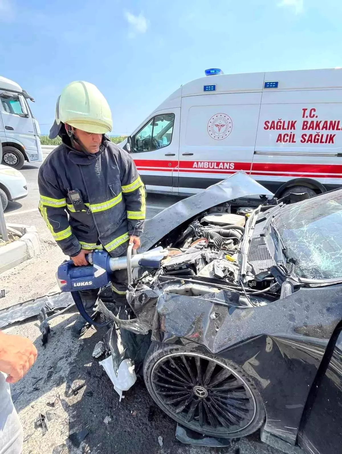 Hatay'da Trafik Kazası: 3 Yaralı