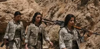 Silahlarını yakan 30 teröristin mağaradan çıktığı anlar böyle görüntülendi
