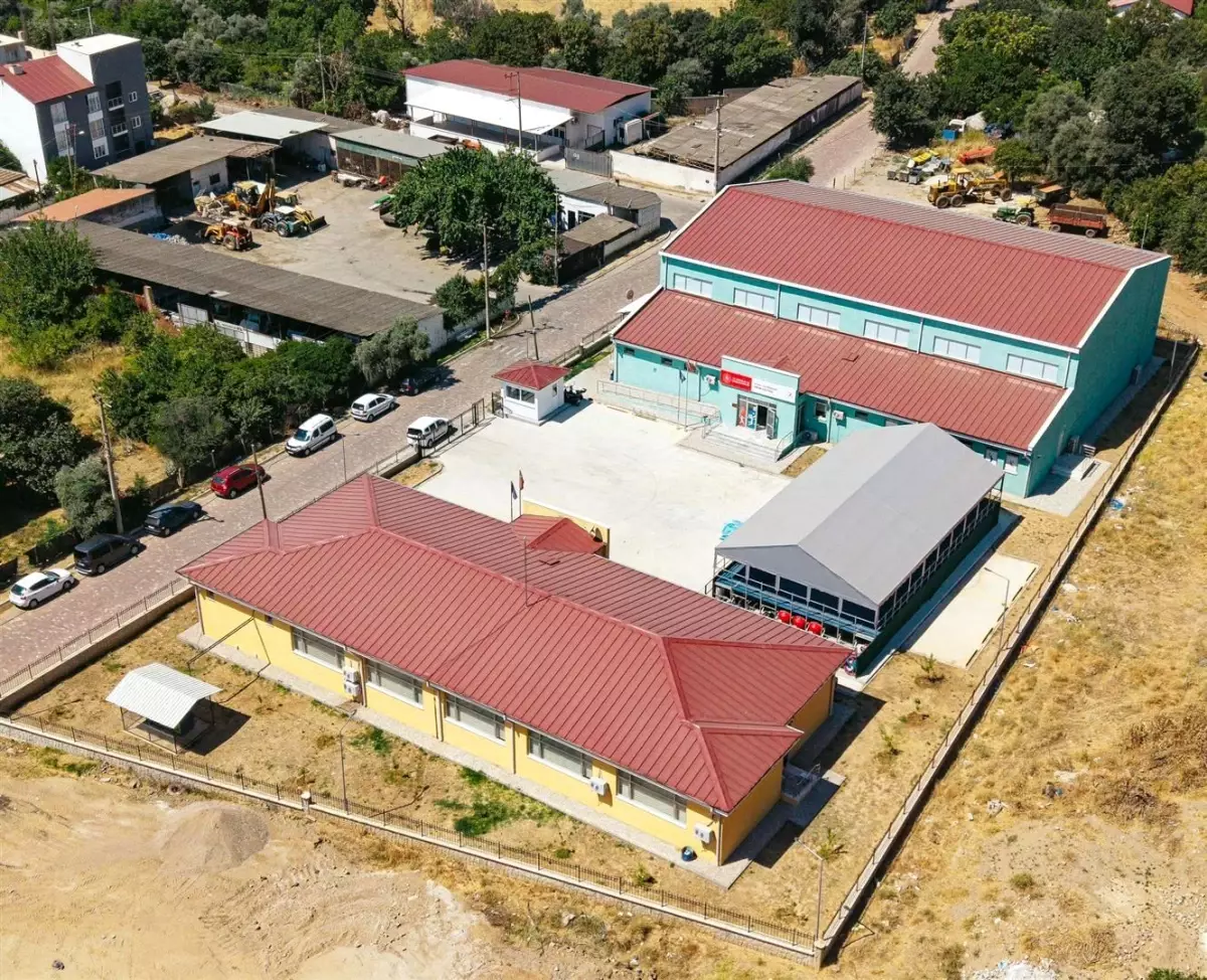 Sultanhisar'da Yeni Gençlik Merkezi ve Spor Tesisleri Hizmete Açıldı