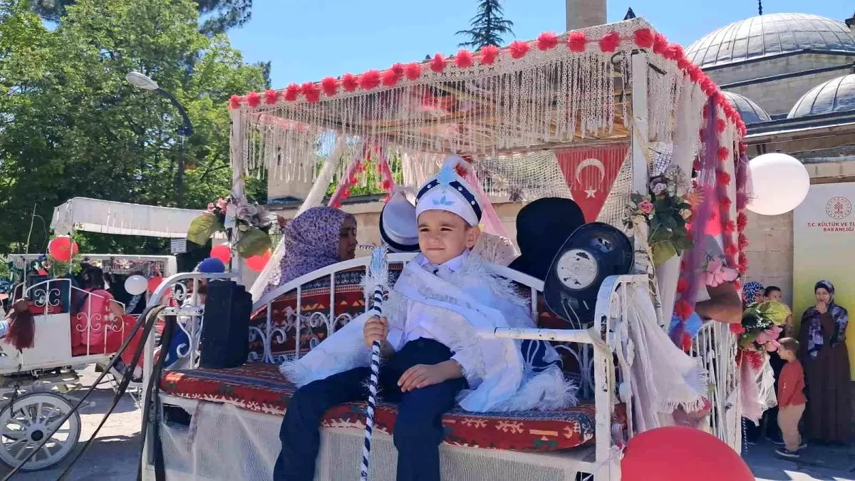 Karaman'da Geleneksel Sünnet Töreni Düzenlendi