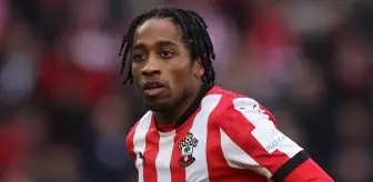 Beşiktaş'ta transfer bitti ancak Kyle Walker-Peters Türkiye'ye gelemiyor