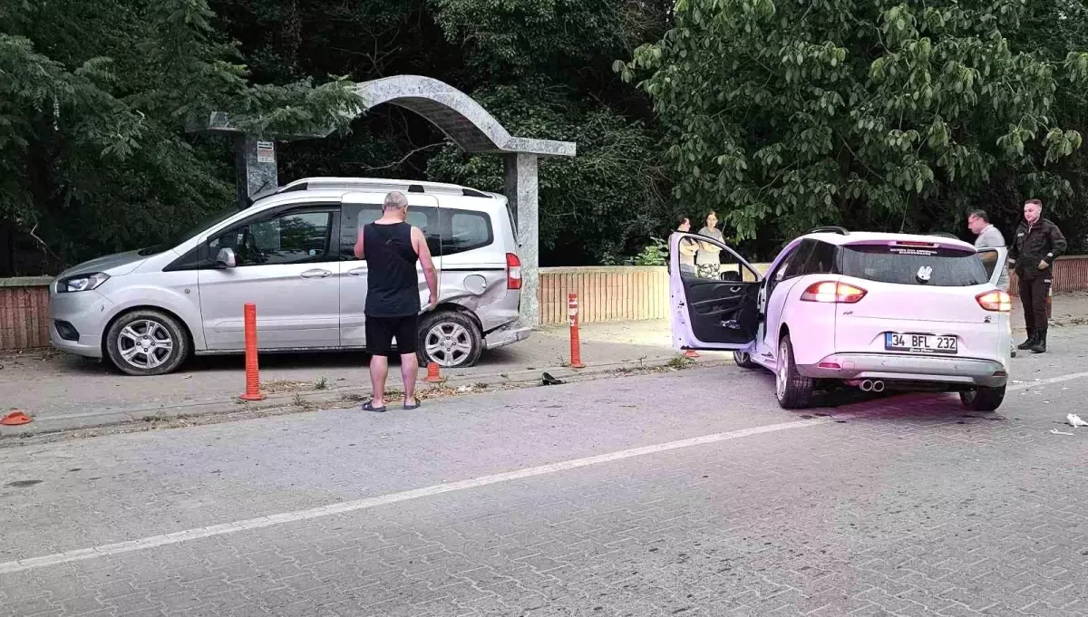 Kastamonu'da Trafik Kazası: 2 Yaralı