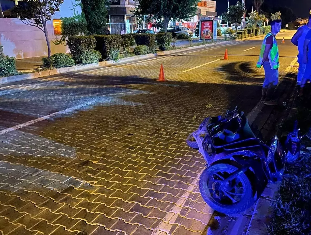 Marmaris'te Motosiklet Kazası: 17 Yaşındaki Genç Hayatını Kaybetti
