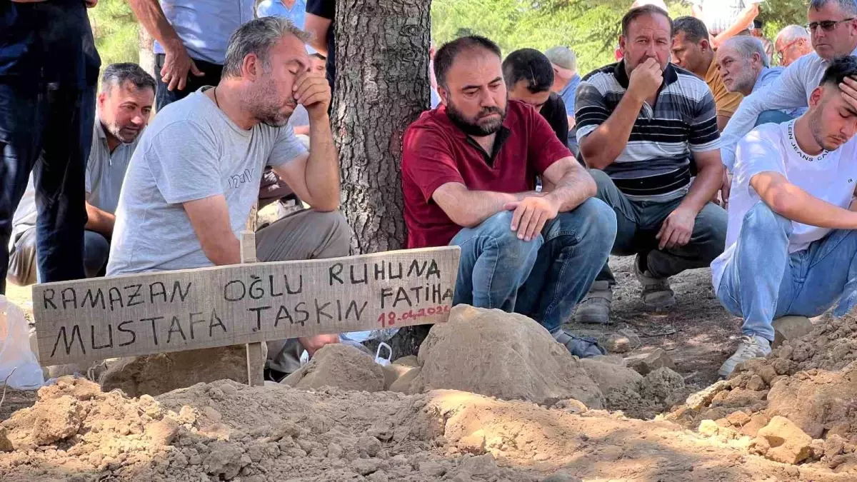 Konya'da Akran Zorbalığı Sonrası Hastaneye Kaldırılan 10 Yaşındaki Çocuk Hayatını Kaybetti
