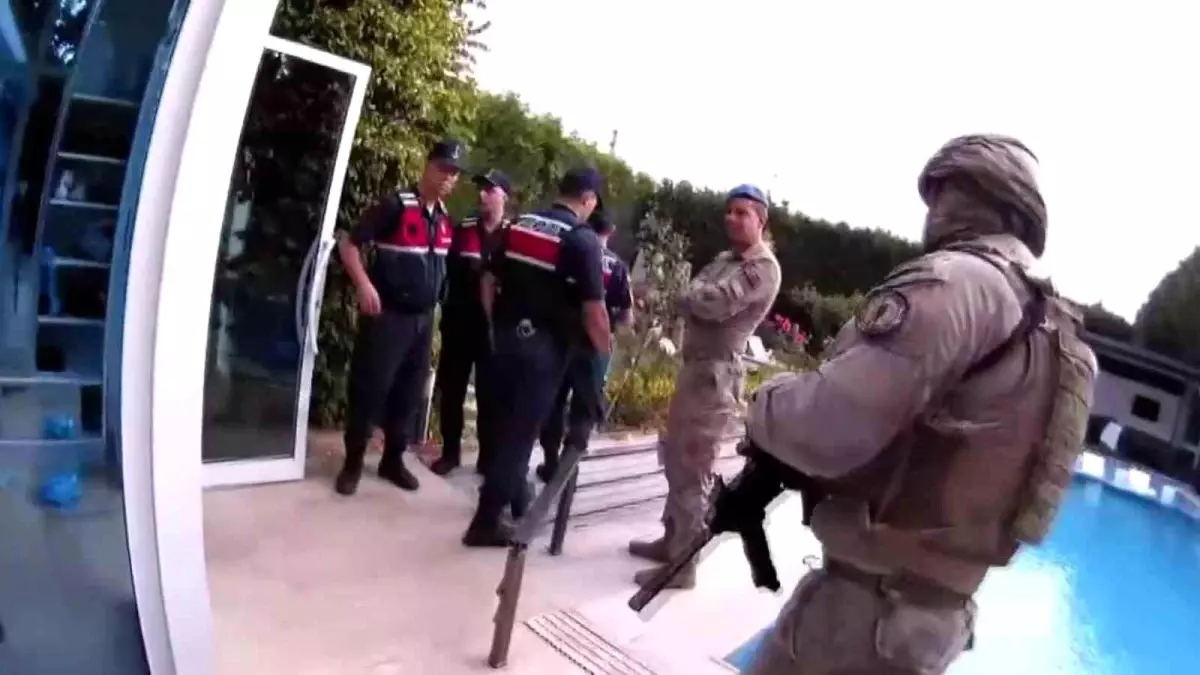 Sakarya'da 150 Milyon TL'lik Dolandırıcılık Çetesi Çökertildi