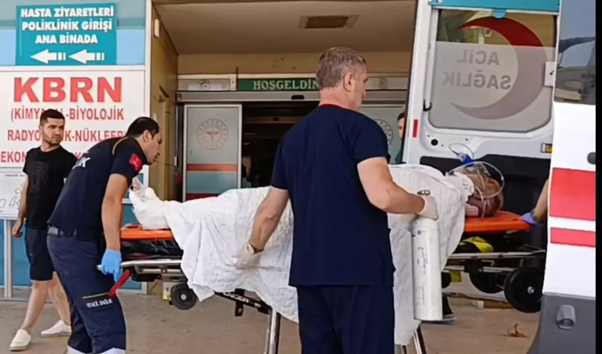 Bursa'da İnşaat Sahibinin İskeleden Düşmesi Sonucu Ağır Yaralanma