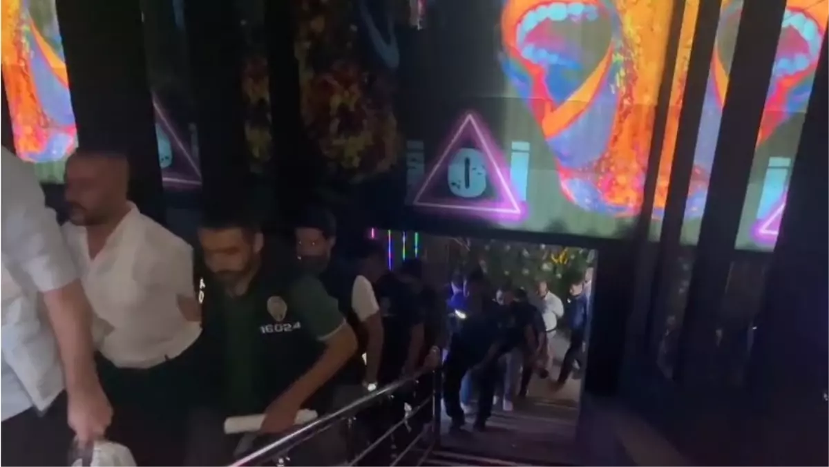 Ankara'da Fuhuş Operasyonu: 11 İş Yeri Mühürlendi, 40 Kadın Kurtarıldı