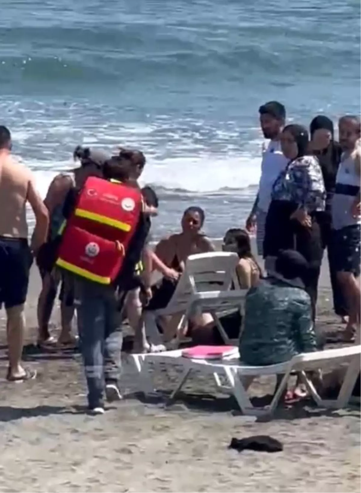 Düzce'de Boğulma Tehlikesi: 3 Çocuk ve Anne Kurtarıldı