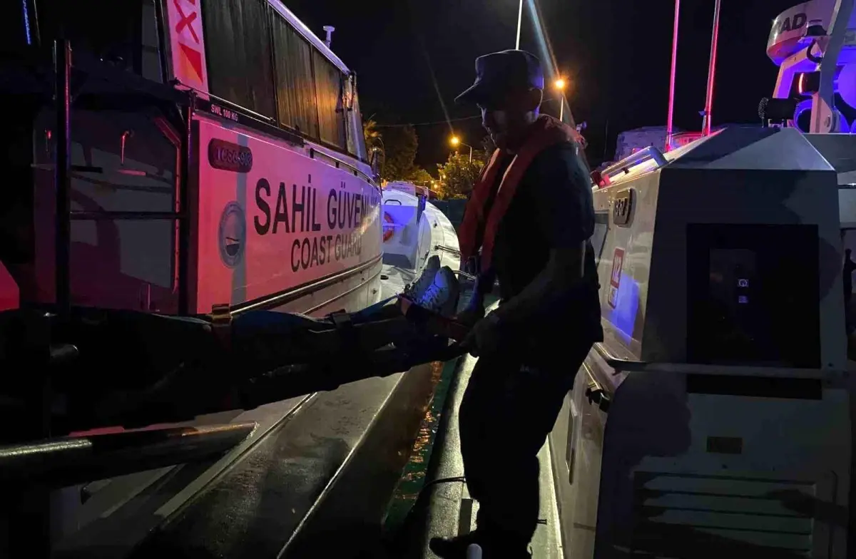 Bozcaada'da Trafik Kazası: Yaralı Tıbbi Tahliye Edildi