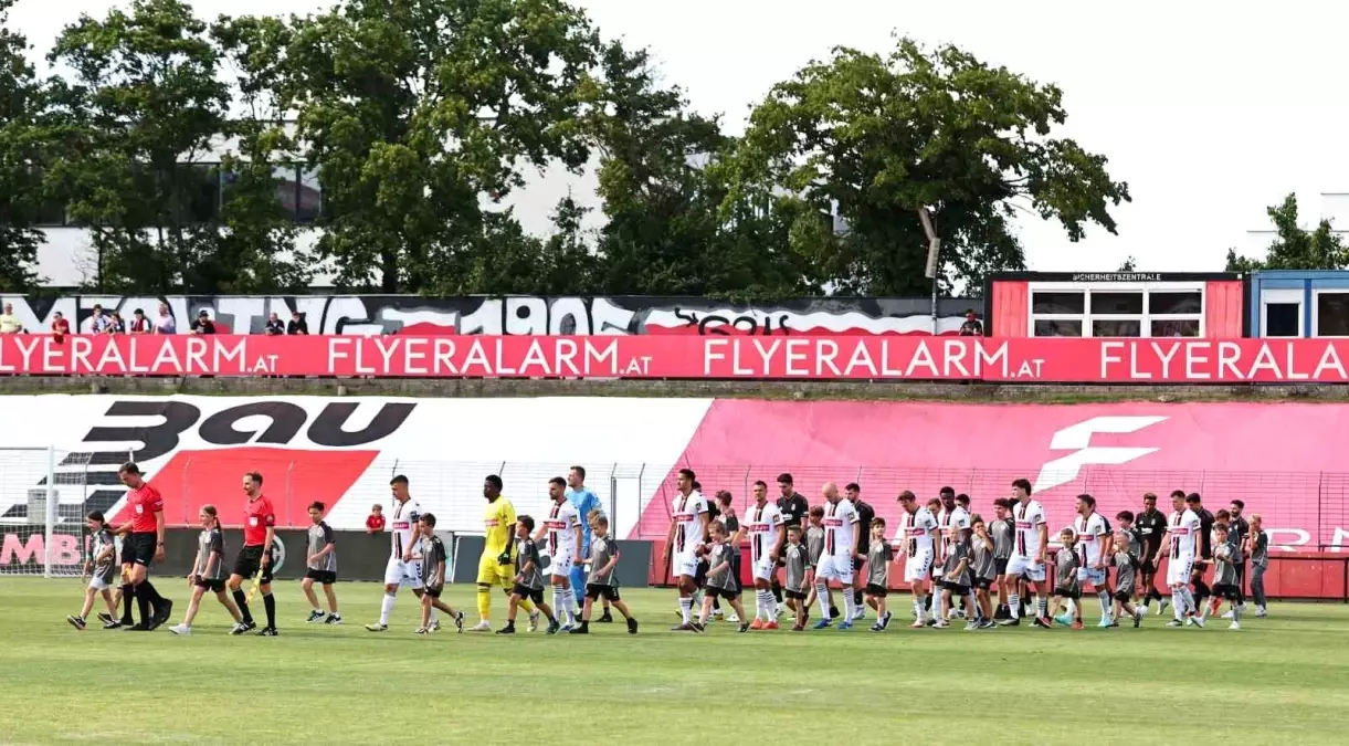 Beşiktaş, Avusturya kampında FC Admira Wacker ile berabere kaldı