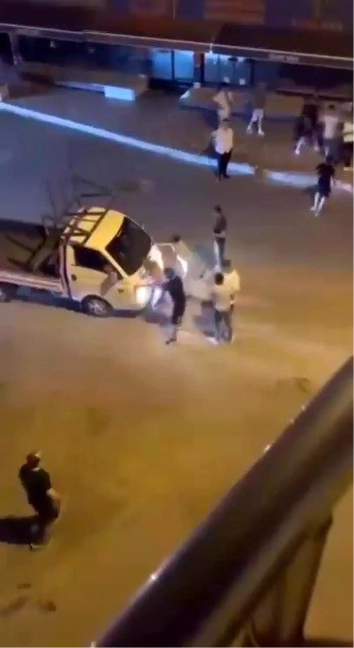 Bursa'da Kadınlara Taciz İddiası: Şüpheli Mahalle Sakinleri Tarafından Darp Edildi