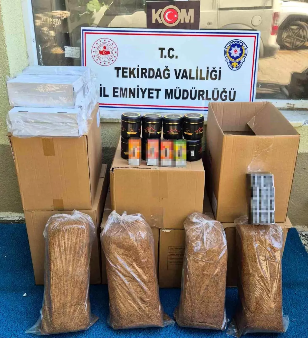 Tekirdağ'da Kaçakçılık Operasyonu: 53 Bin Makaron ve 55 Kilogram Tütün Ele Geçirildi