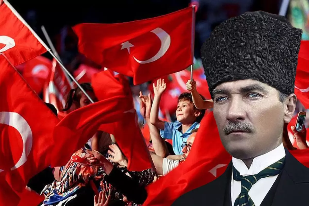15 Temmuz etkinliklerinde 'Atatürk fotoğrafları yasaklandı' iddiasına yalanlama