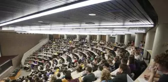 4 üniversitede 14 fakülte ve enstitü kapatıldı