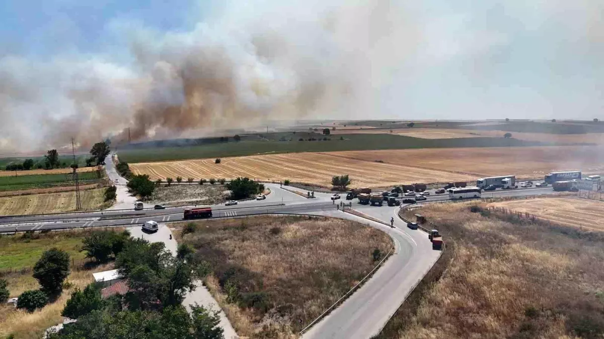 Edirne'de Yangın: Trafik Kazası ve Yaralılar