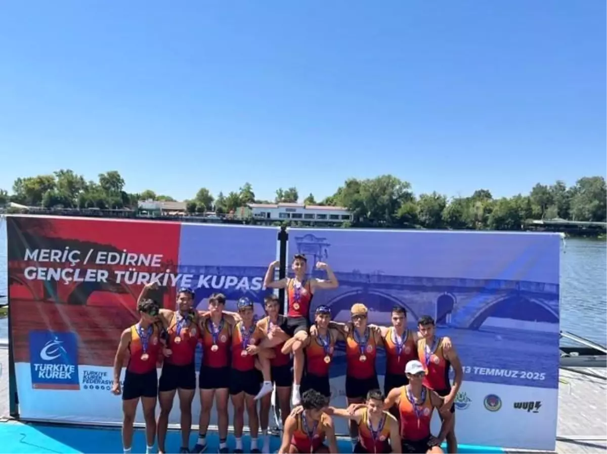 Galatasaray, Gençler Türkiye Kupası'nda İki Kategoride Birinci Oldu
