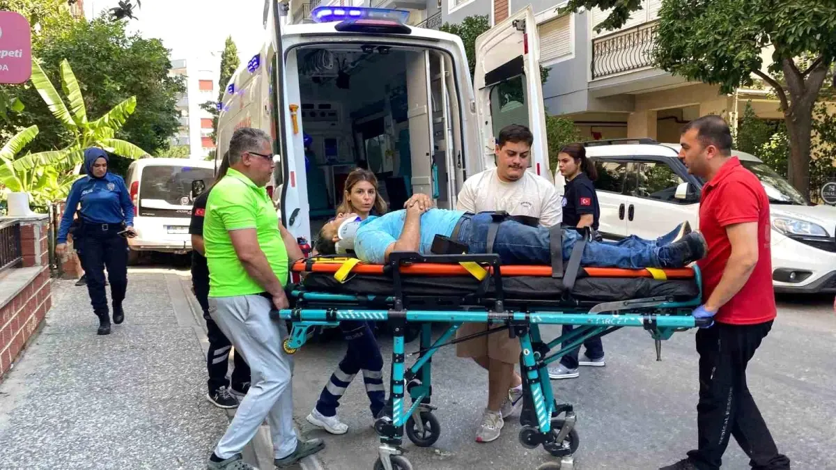 Merdivenden Düşen Klima Ustası Yaralandı