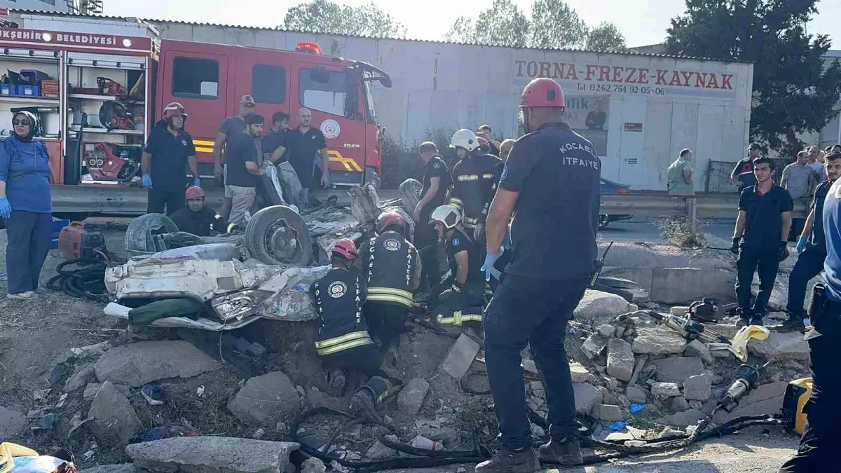 Kocaeli'de Feci Kaza: 5 Kişi Hayatını Kaybetti