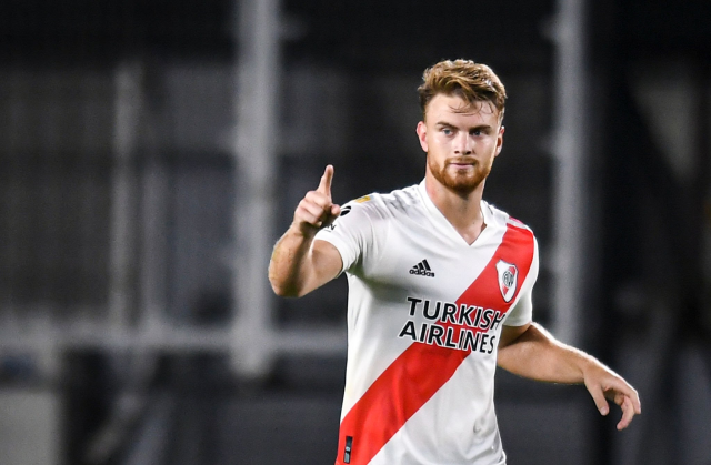 Lucas Beltran hangi takımda oynuyor?