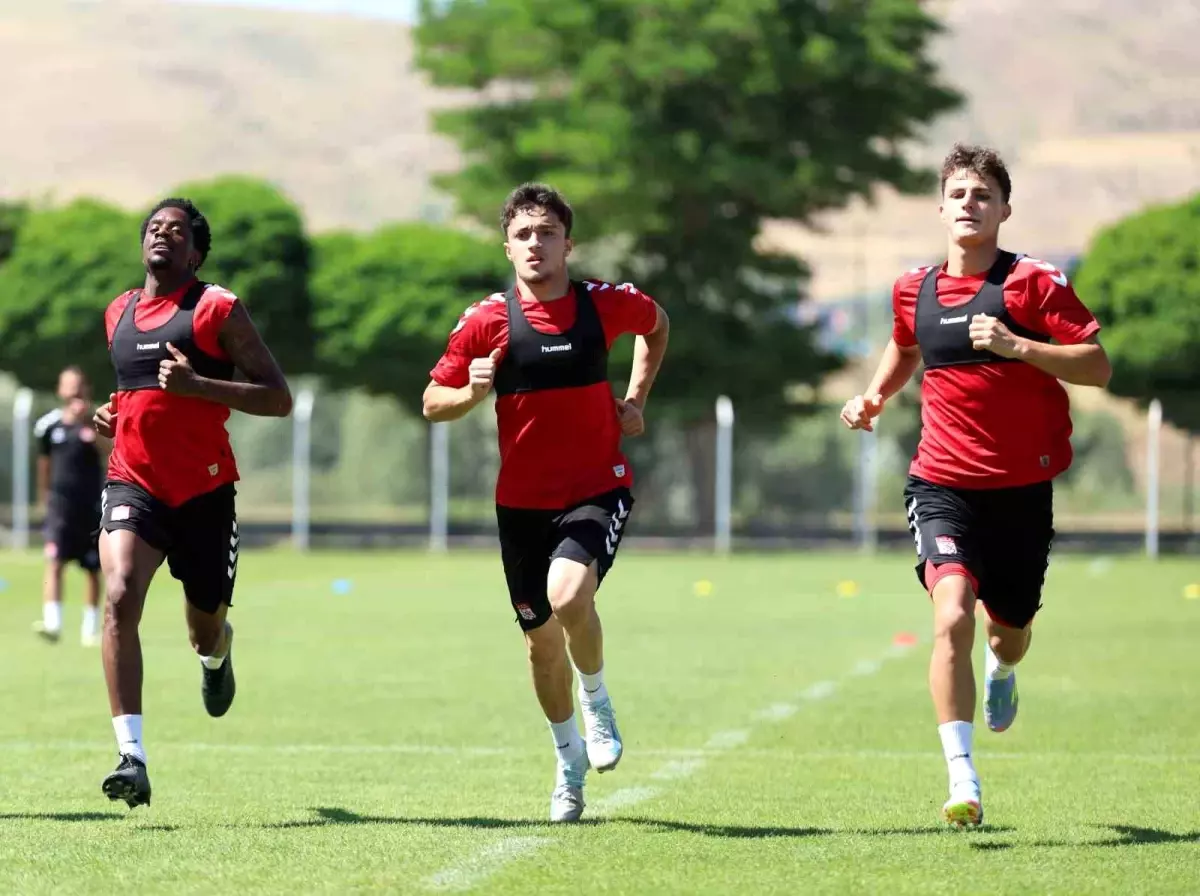 Sivasspor, Kampın 15. Gününü Tamamladı