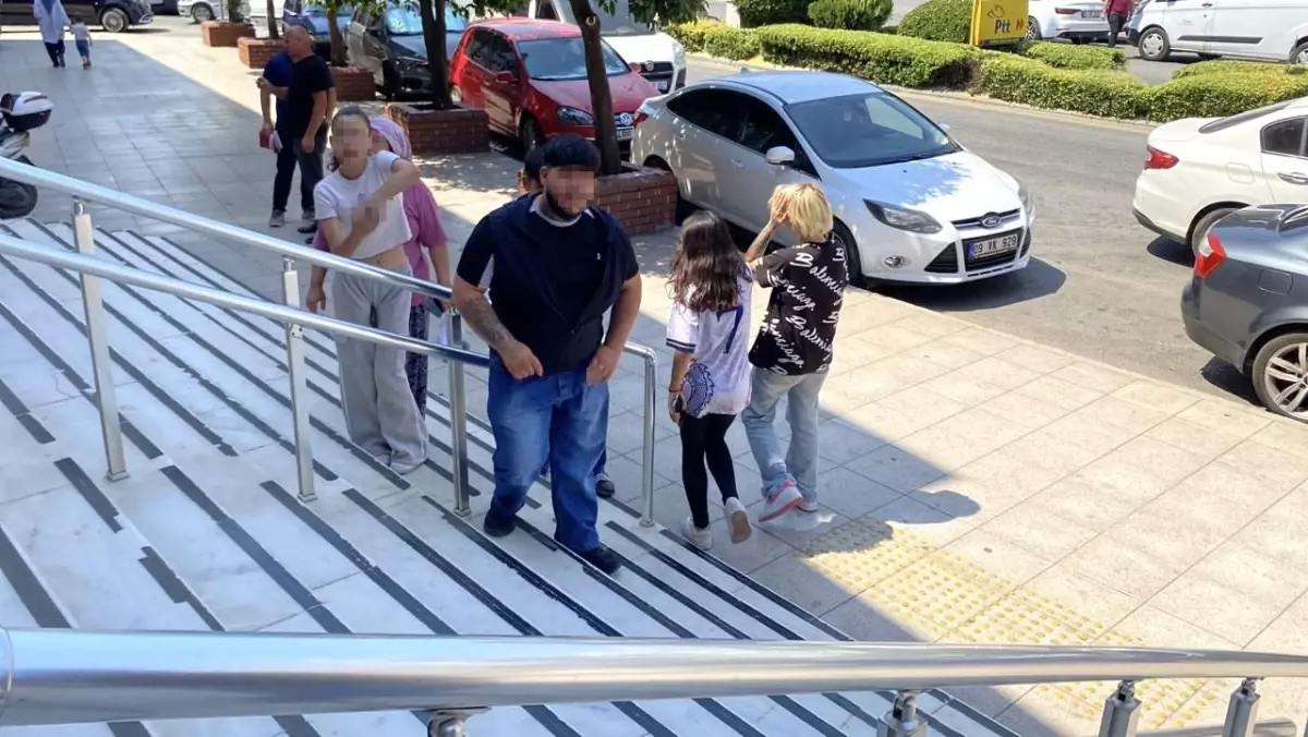 Aydın'da Bıçaklı Saldırı: 16 Yaşındaki Çocuk Ağır Yaralı