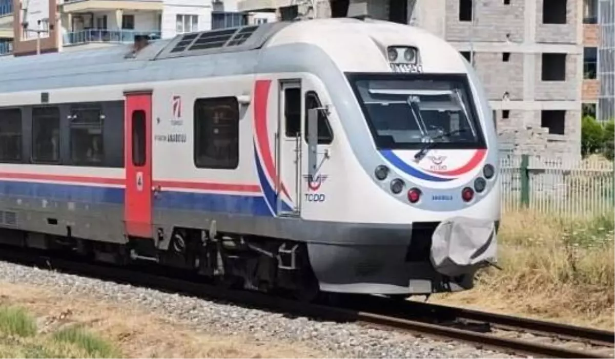 Nazilli'de Tren Kazası: 47 Yaşındaki Adam Hayatını Kaybetti