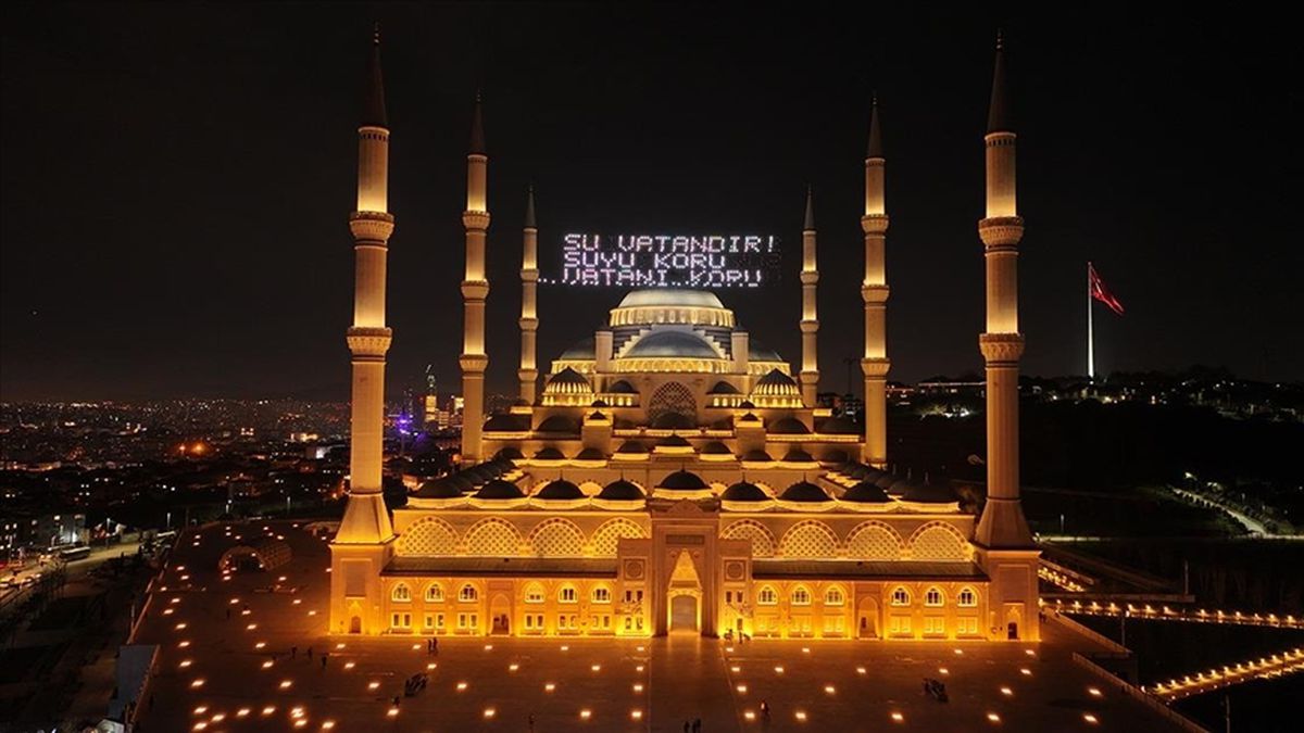 15 Temmuz sela ne zaman, saat kaçta okunacak?