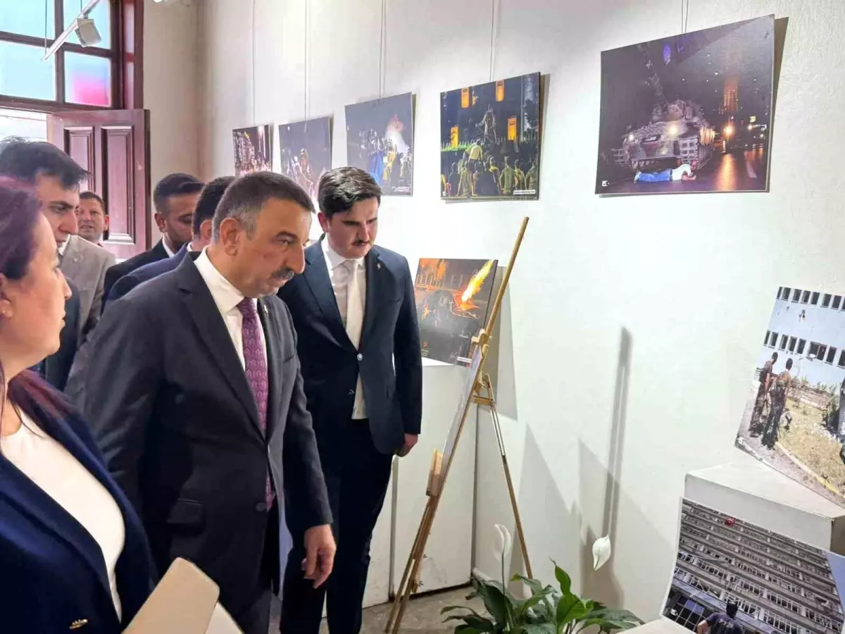 Zonguldak'ta 15 Temmuz Darbe Girişimi Fotoğraf Sergisi Açıldı