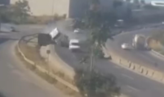 5 people died