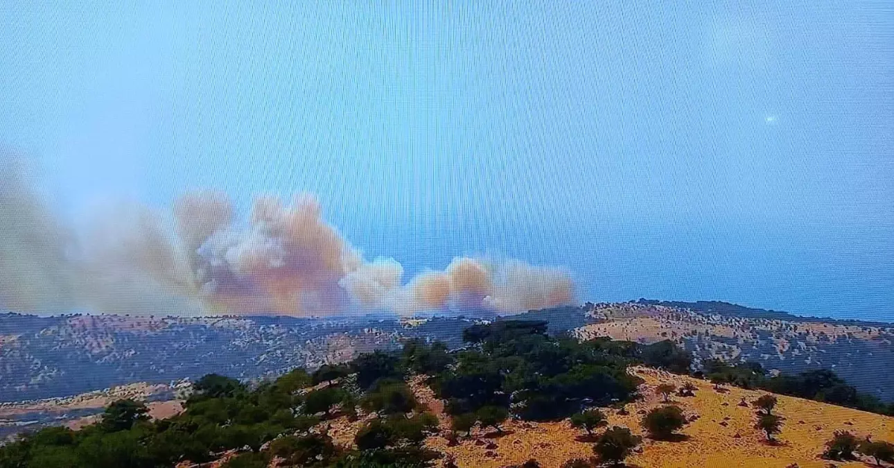 Çanakkale'de Orman Yangınına Müdahale Devam Ediyor