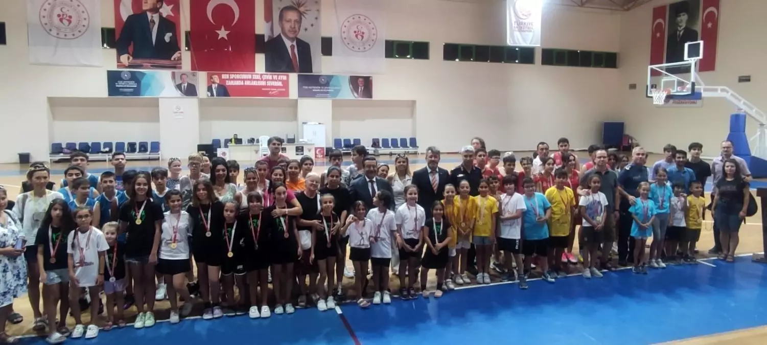 Burhaniye'de 15 Temmuz Anma Etkinlikleri Spor Yarışmaları ile Başladı