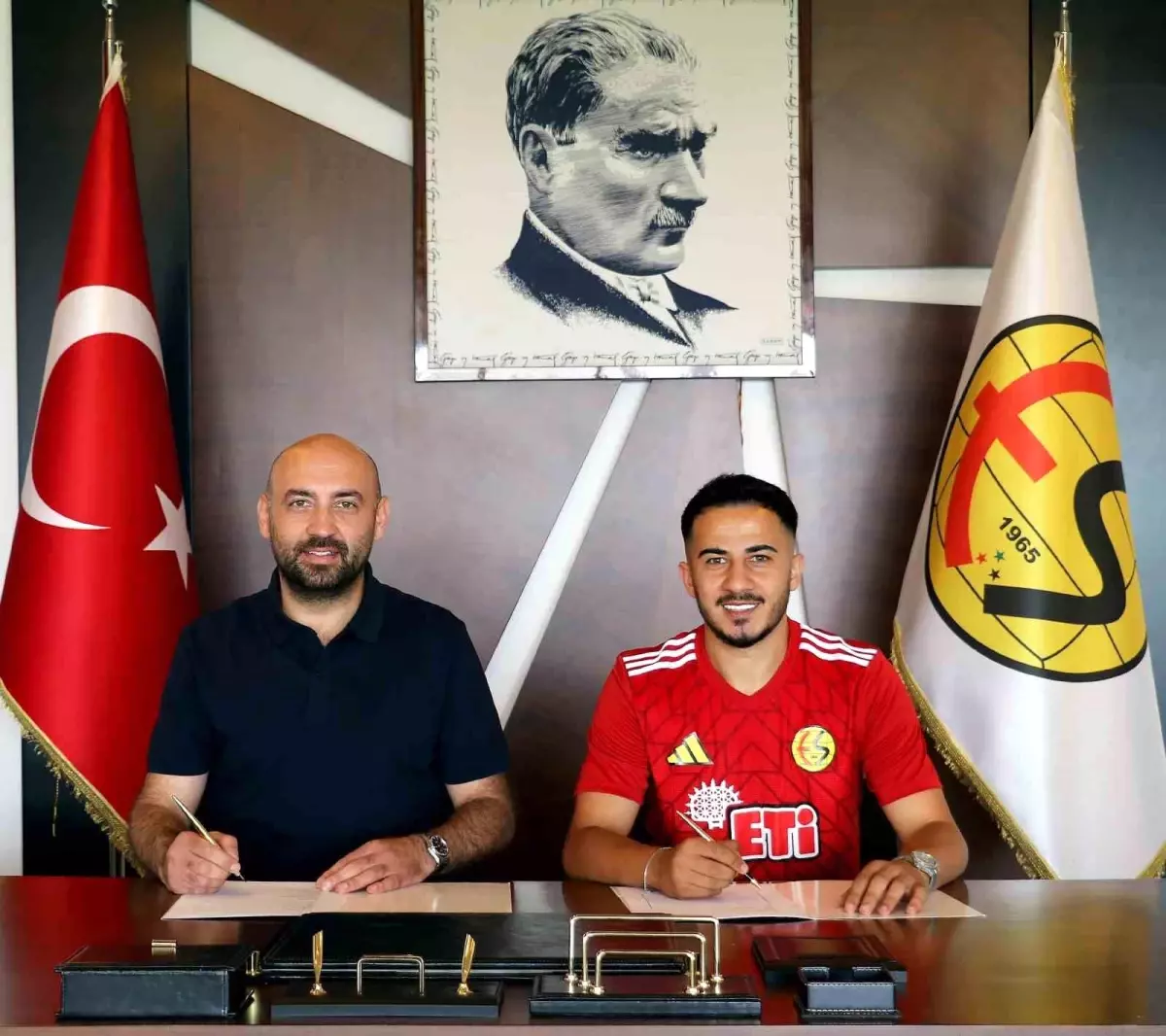 Eskişehirspor, Yakup Demirci ile Yeniden Anlaştı