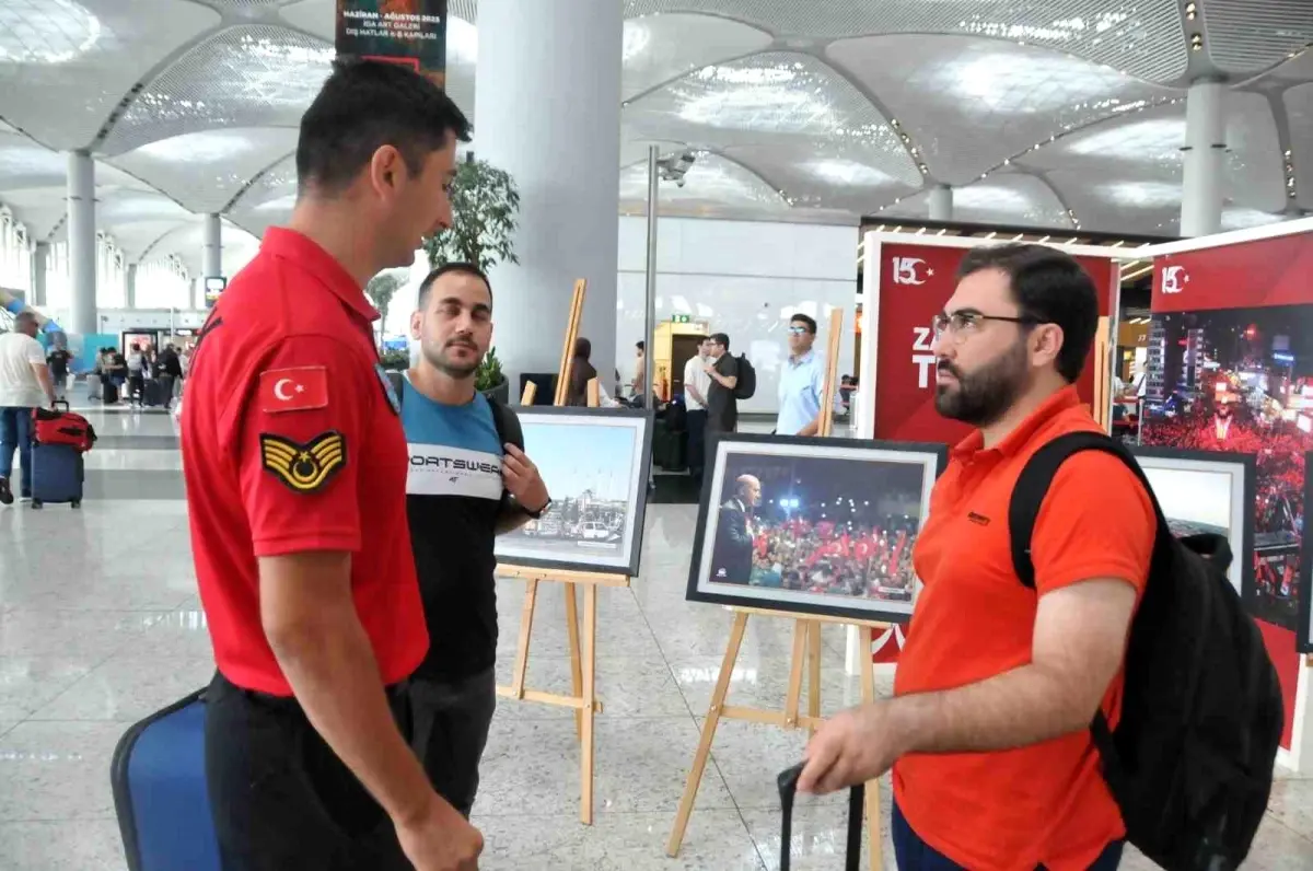 İstanbul Havalimanı'nda 15 Temmuz Sergisi İlgi Gördü
