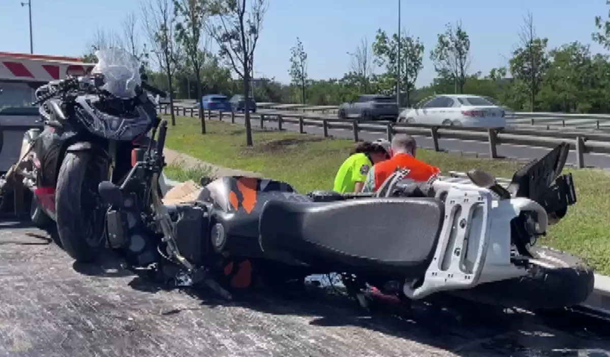 Kağıthane'de Motosiklet Kazasında 4 Yaralı