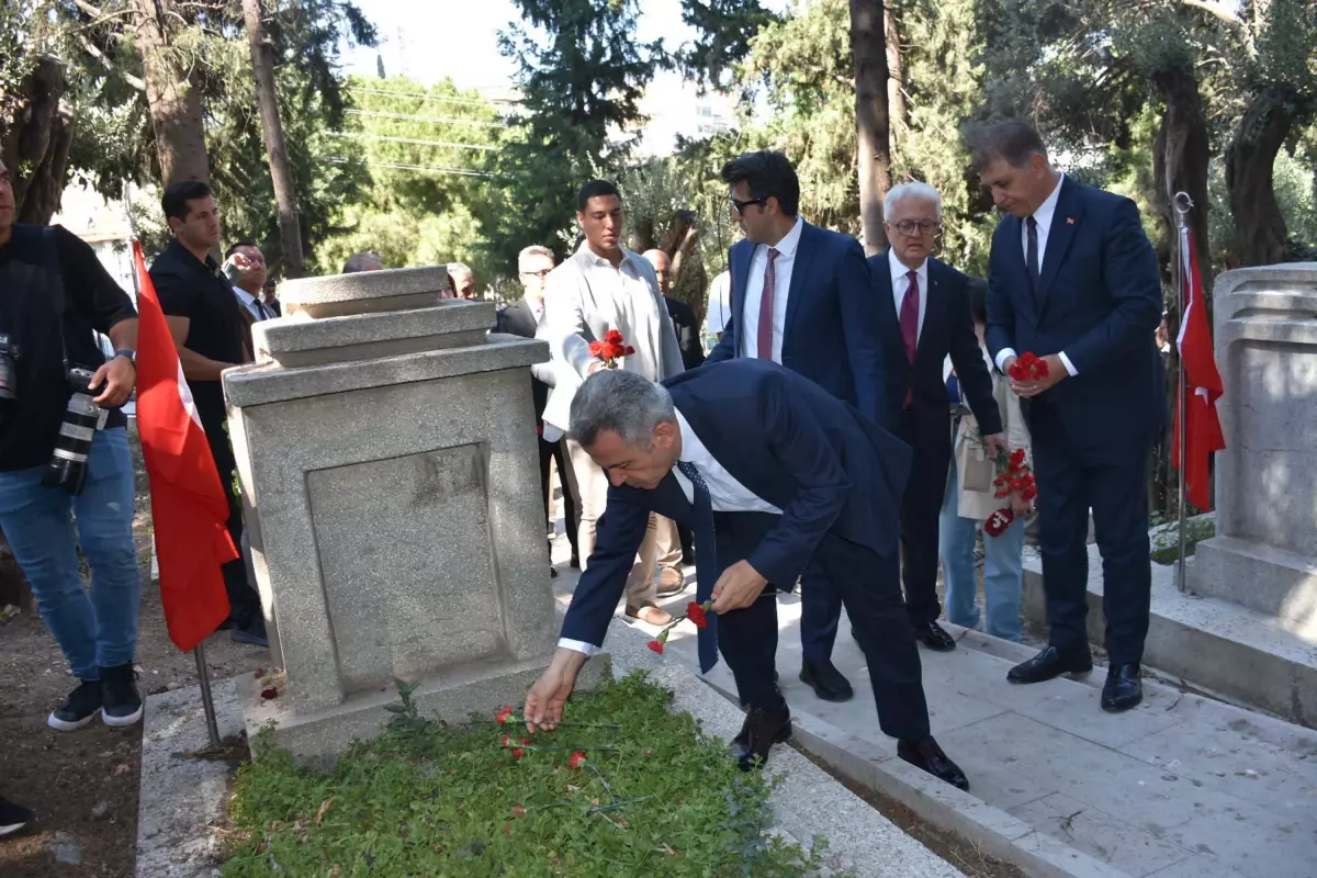 İzmir'de 15 Temmuz anma töreni düzenlendi