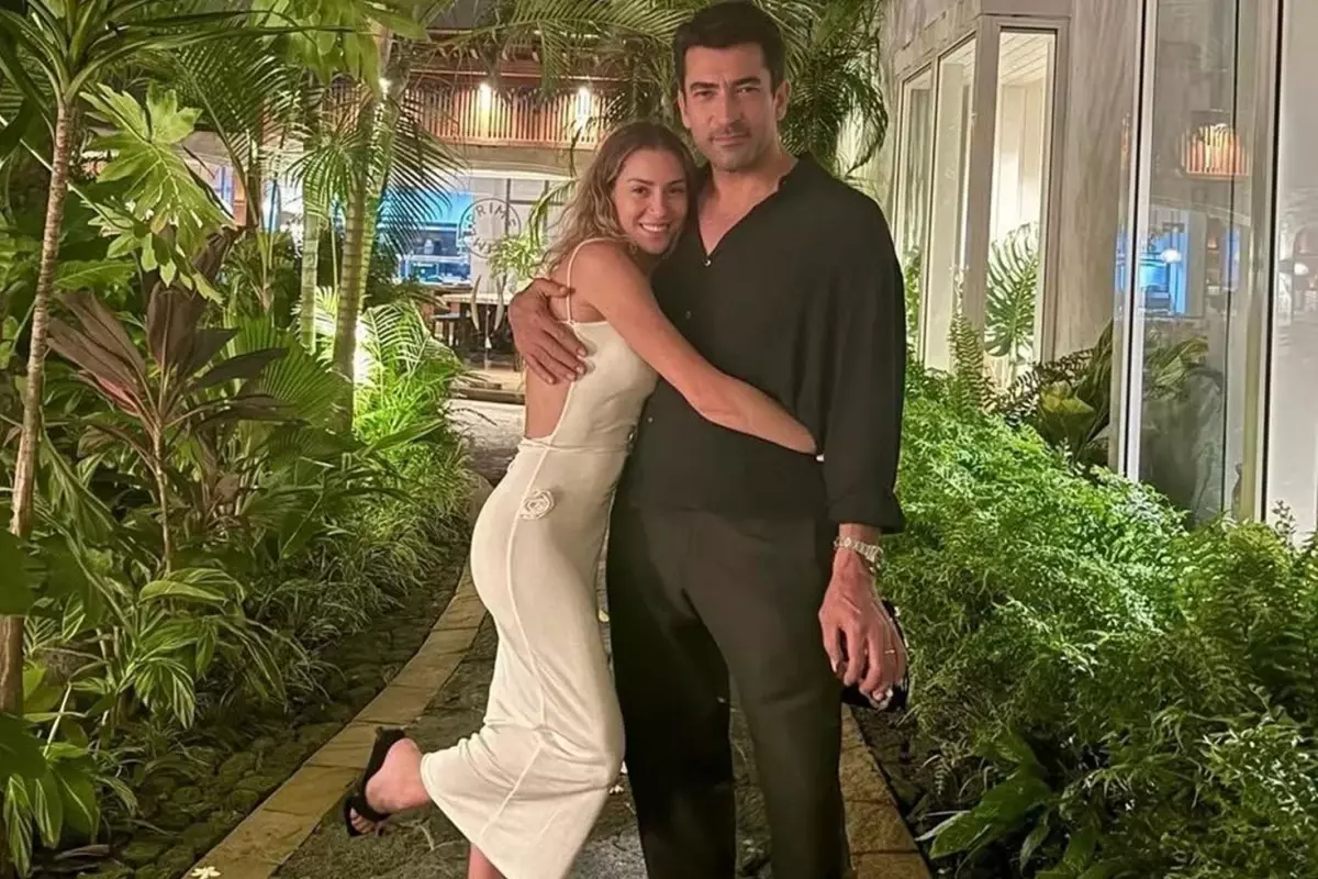 Kenan İmirzalıoğlu ve Sinem Kobal, aşklarını ay ışığında gösterdi