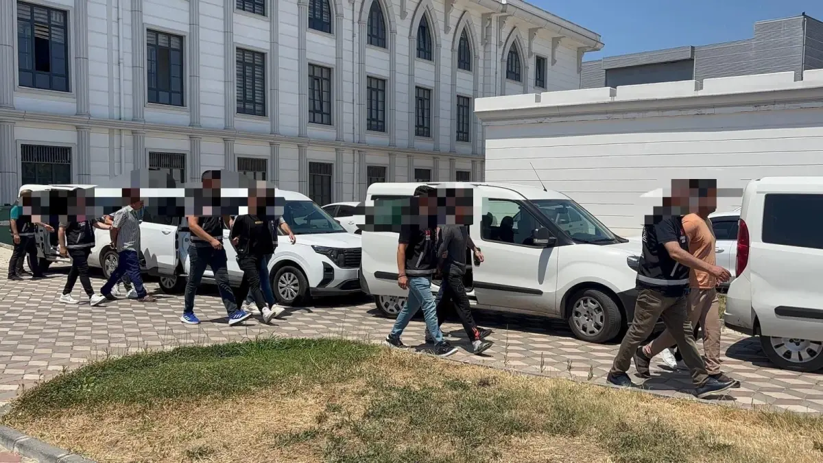 Kandıra'da Husumetli Gruplar Arasında Kavga: 3 Tutuklama