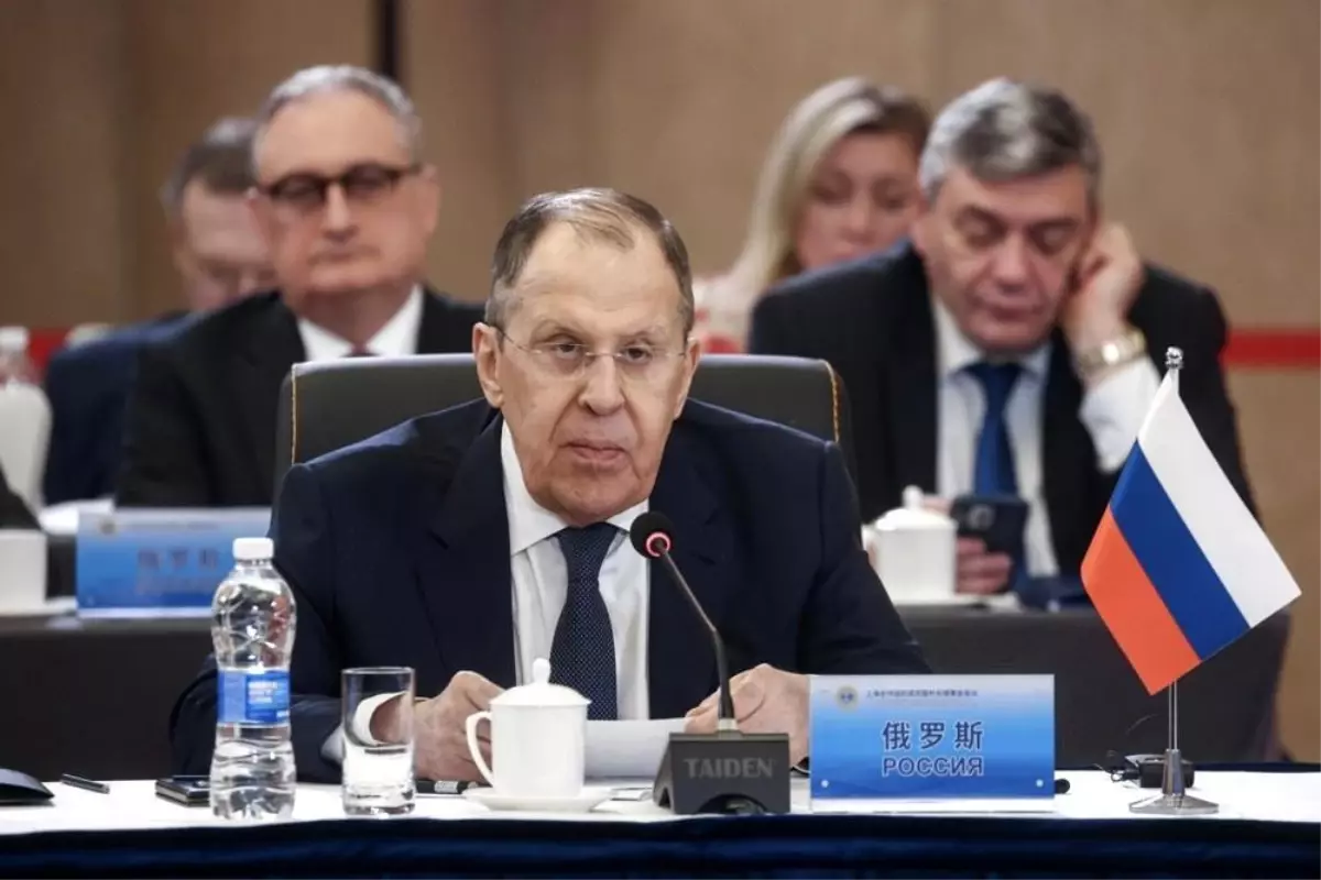 Lavrov: Trump, NATO ve AB'nin Baskısı Altında