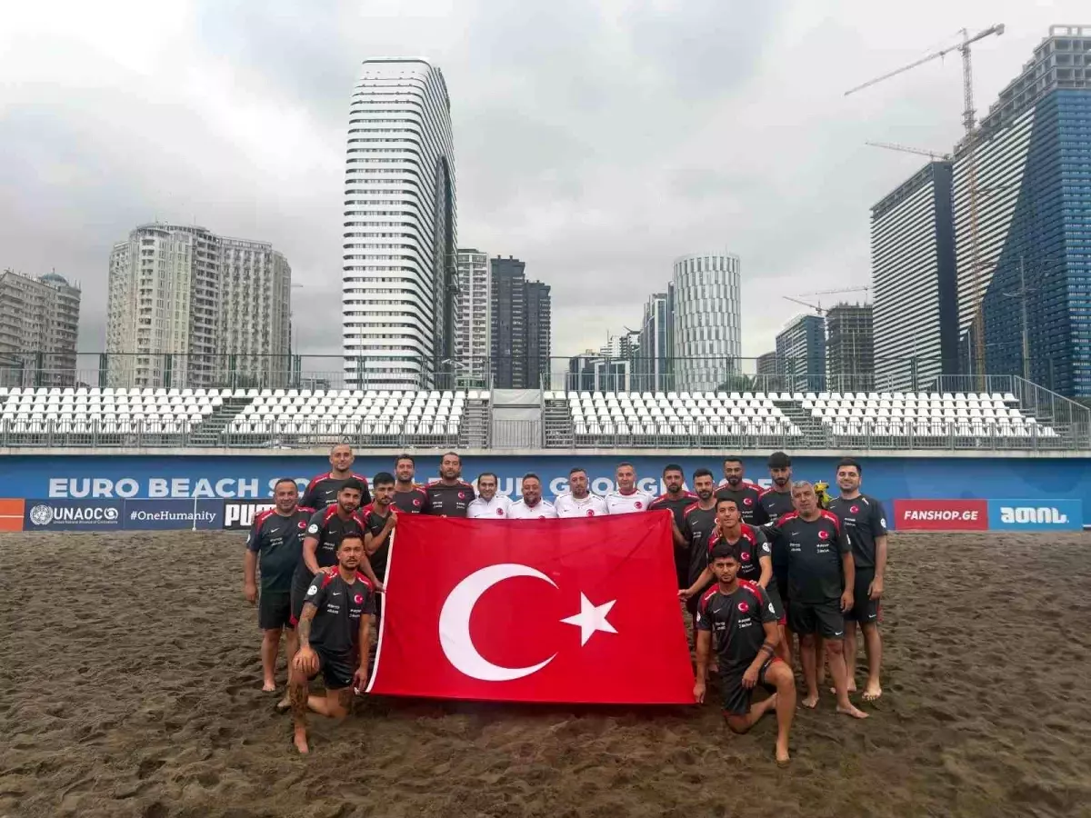 Plaj Futbolu Milli Takımı, Gürcistan'da 15 Temmuz şehitlerini andı