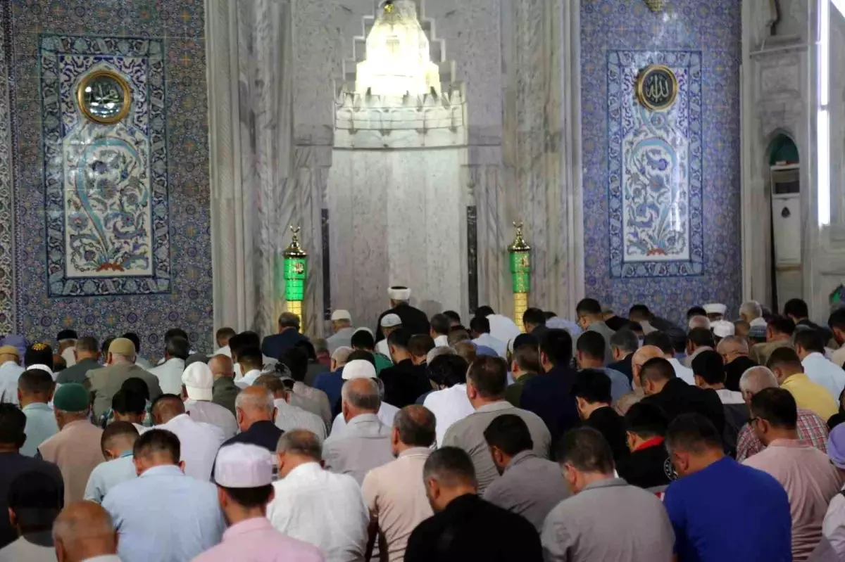 Şanlıurfa'da 15 Temmuz şehitleri dualarla anıldı
