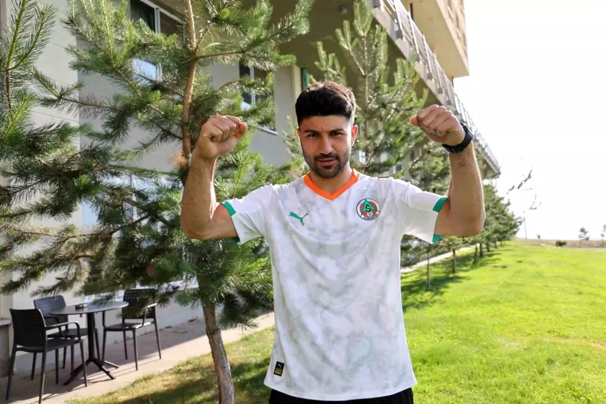Corendon Alanyaspor, Güven Yalçın ile 3 Yıllık Sözleşme İmzaladı