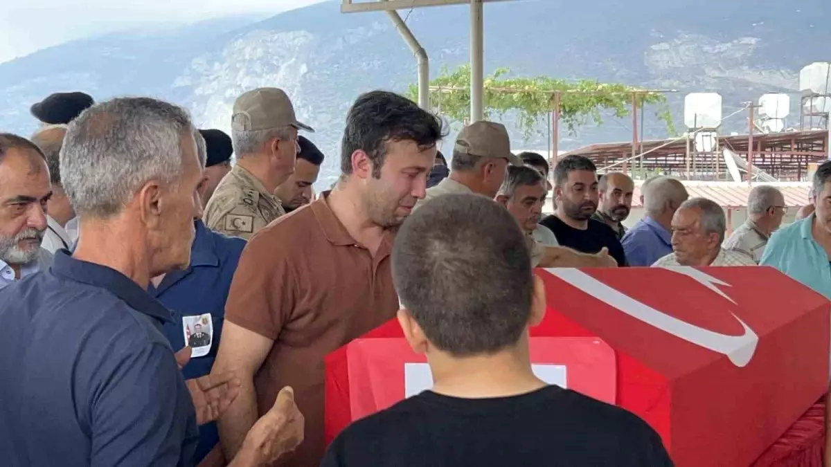 Yeni Baba Uzman Çavuş Kalp Krizinden Hayatını Kaybetti