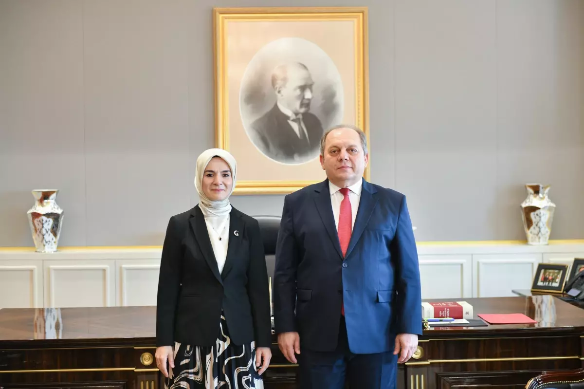Aile ve Sosyal Hizmetler Bakanı Göktaş, Yargıtay Başkanını Ziyaret Etti