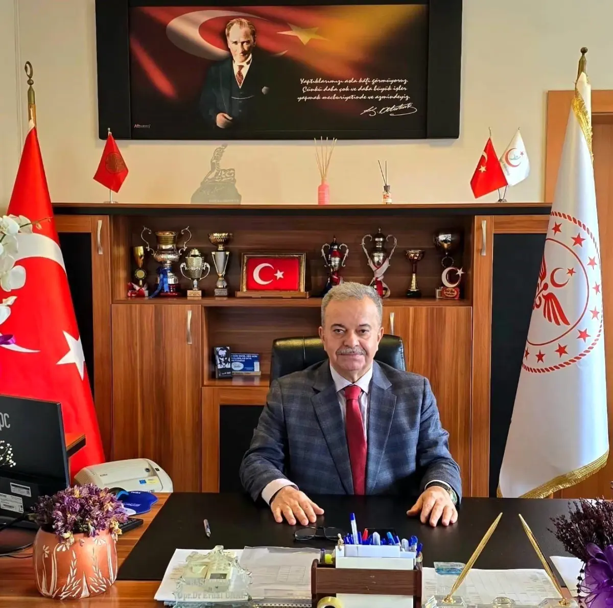 Opr. Dr. Erdal Ünal, Balıkesir Devlet Hastanesi Başhekimliğine Yeniden Atandı