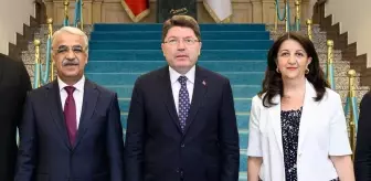 DEM Parti heyeti, Adalet Bakanı Tunç ile görüştü: Süreçte komisyon aşamasına geçildi
