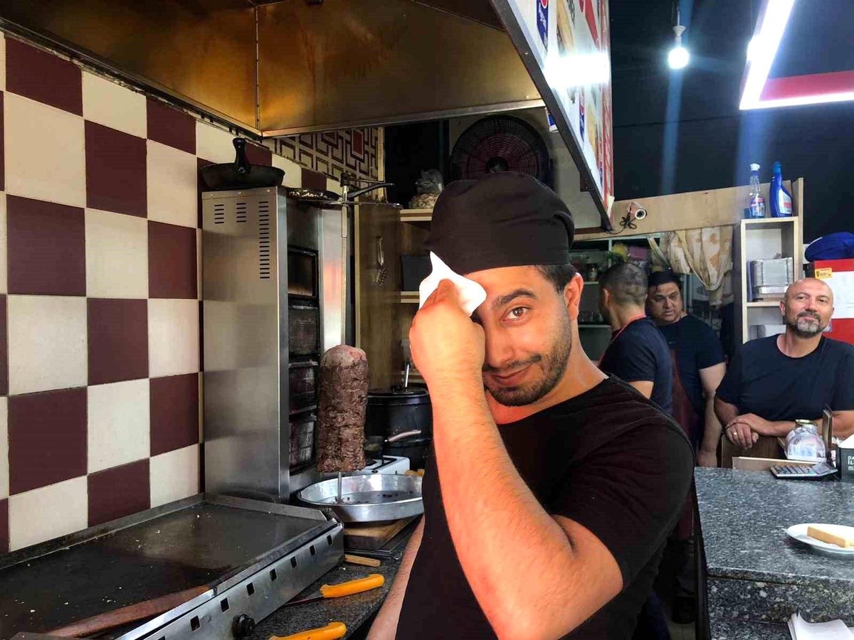 Eskişehir'de Döner Ustaları Yaz Sıcaklarında Zorlanıyor