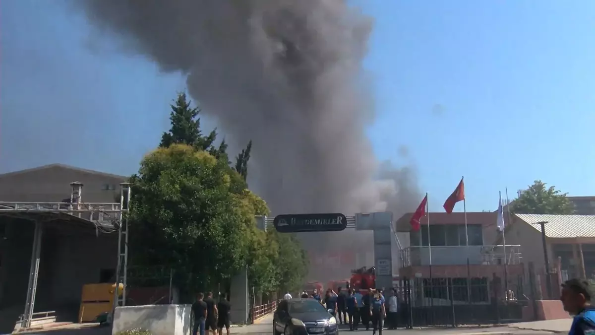 Esenyurt'ta fabrikada yangın-2 / Ek görüntüyle