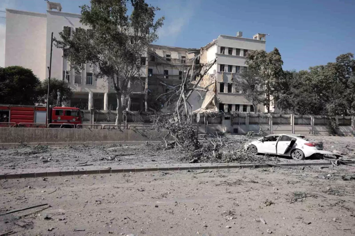 İsrail Ordusunun Şam Saldırısında 1 Ölü, 18 Yaralı