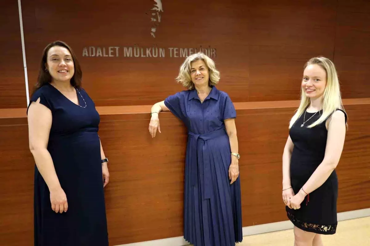 Deepfake Teknolojisi Hukukun Yeni Sınavı: İzmir Ekonomi Üniversitesi'nden Önemli Kitap