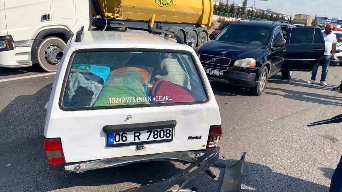 Kırıkkale'de Zincirleme Trafik Kazası: 3 Yaralı